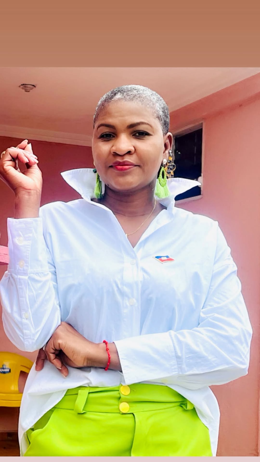 Marquise Ferjuste, socio-anthropologue, juriste et militante féministe haïtienne — portrait vertical